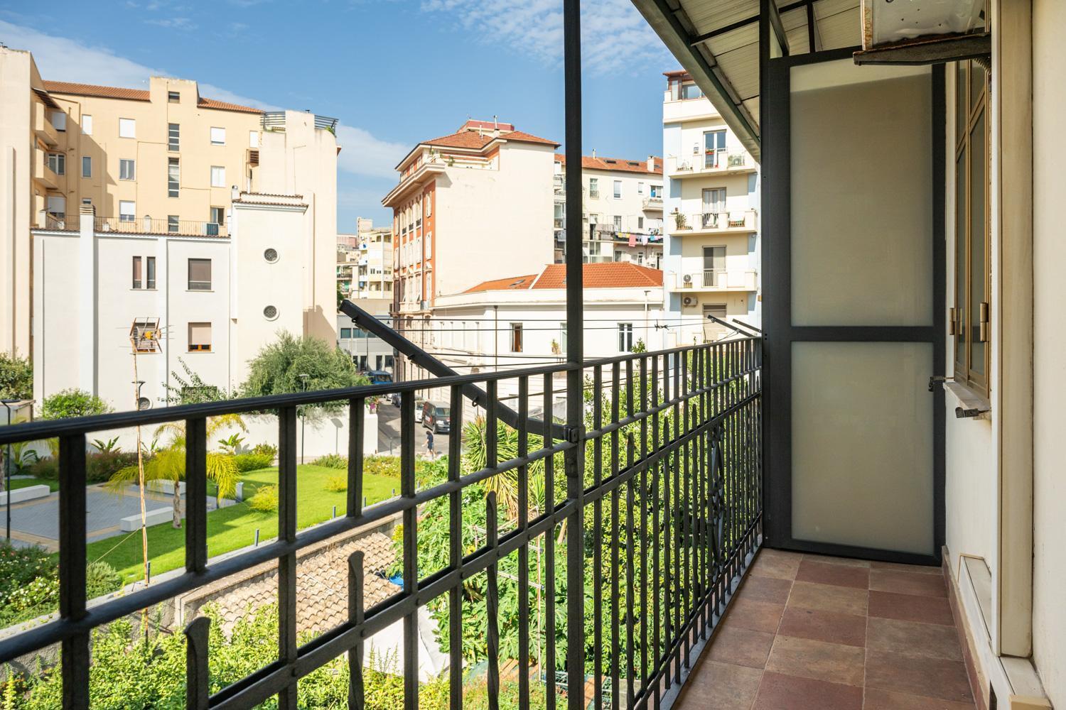 Апартаменты Greta House San Benedetto Кальяри Экстерьер фото